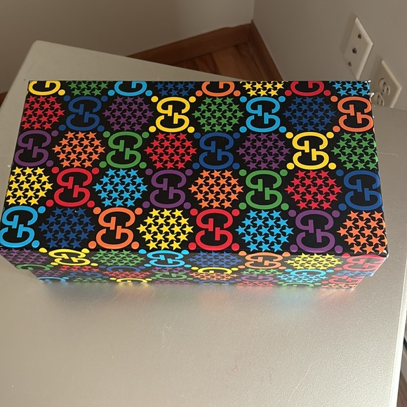 Gucci Slides limited edition super comfy and reliable - Picture 6 of 7